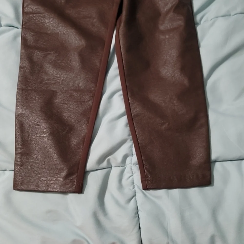Joan Rivers Women's Petite Pants S/P Signature Knit Faux Leather‎ Brown a461883